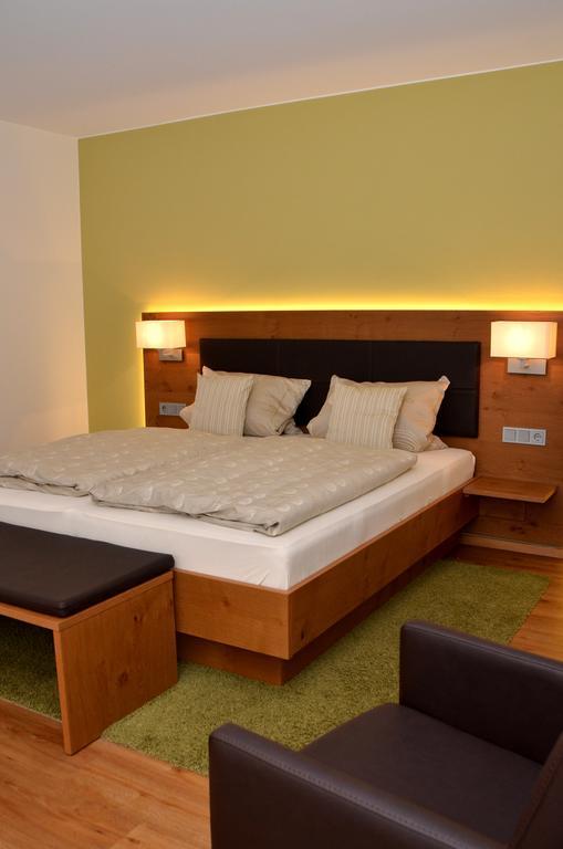 Seminarshof Hotel Trittenheim Ruang foto